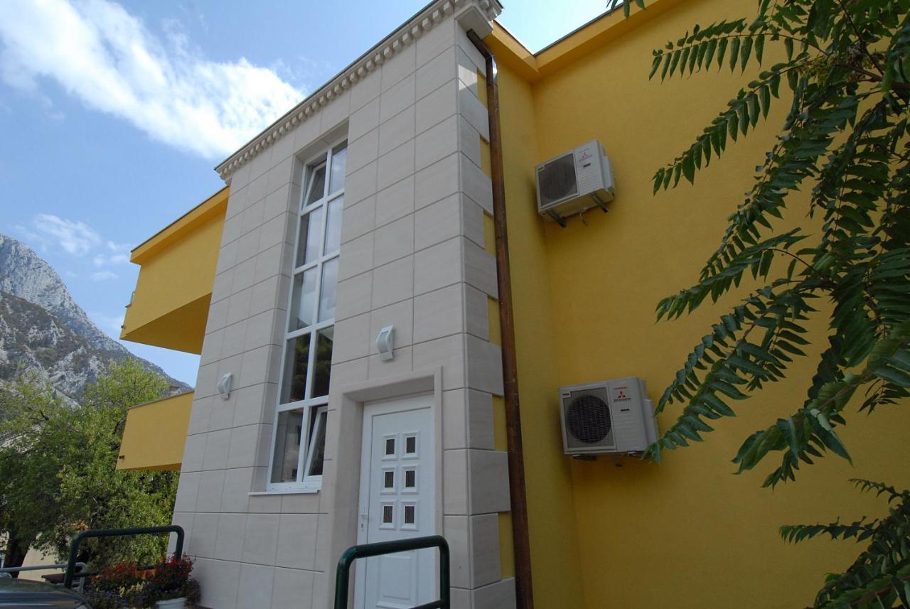 גראדאץ Apartments Vesna מראה חיצוני תמונה