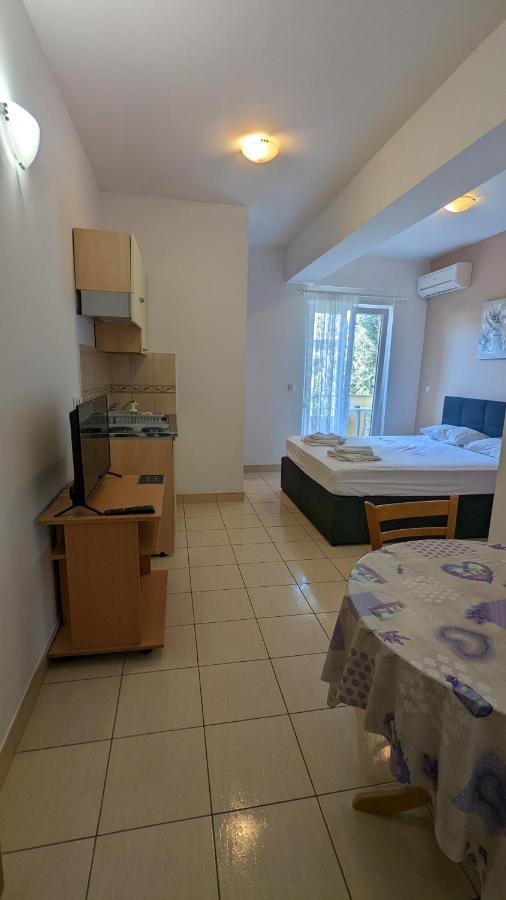גראדאץ Apartments Vesna חדר תמונה